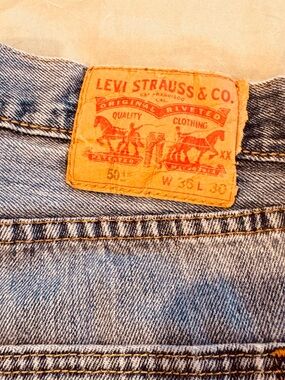 Levi's Men’s Light Blue Straight Jeans with Tan Leather Patch